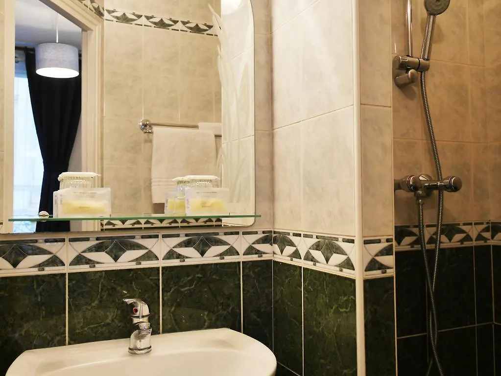 Hotel Avenir Jonquiere